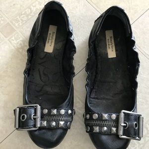 Women’s Flats 6